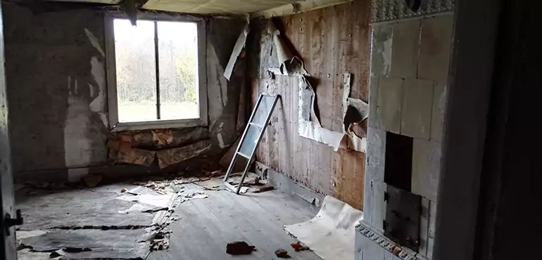 Why Selling a Distressed House Through Traditional Methods Fails in Grand Island