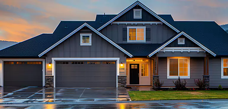 5-Star Rated Real Estate Agents in Holdrege, NE